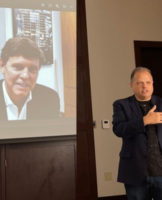 Morgan Siegler of TA Associates(left) and CEO Mike Ettling at Unit4 Analyst Event in Boston